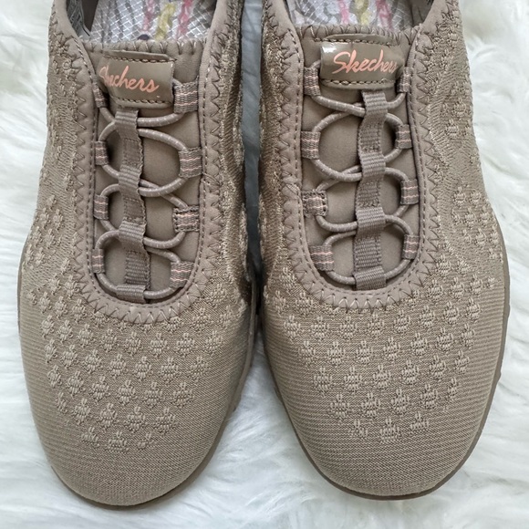 Skechers Taupe Women's Shoes - Picture 3 of 9